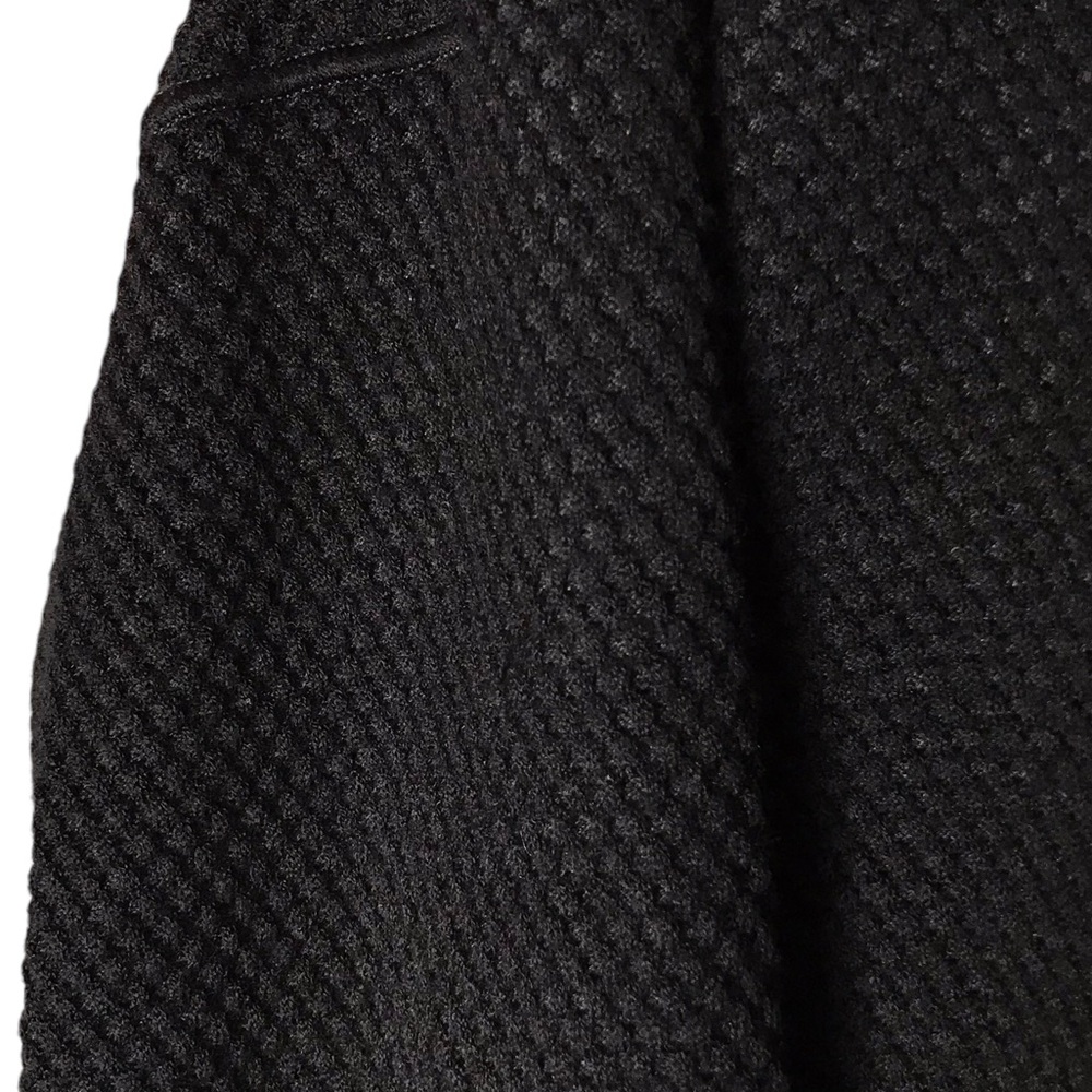 Women’s 12 Lululemon Reversible DoubleKnit Crew Neck Sweater Graphite - Picture 15 of 15
